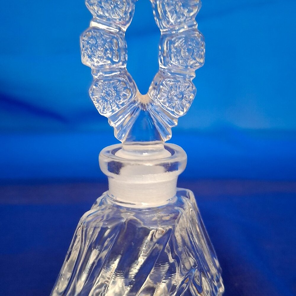 Vintage Albert Products Perfume Bottle – 1991 – Pressed Glass Floral Stopper